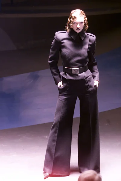 Look 19